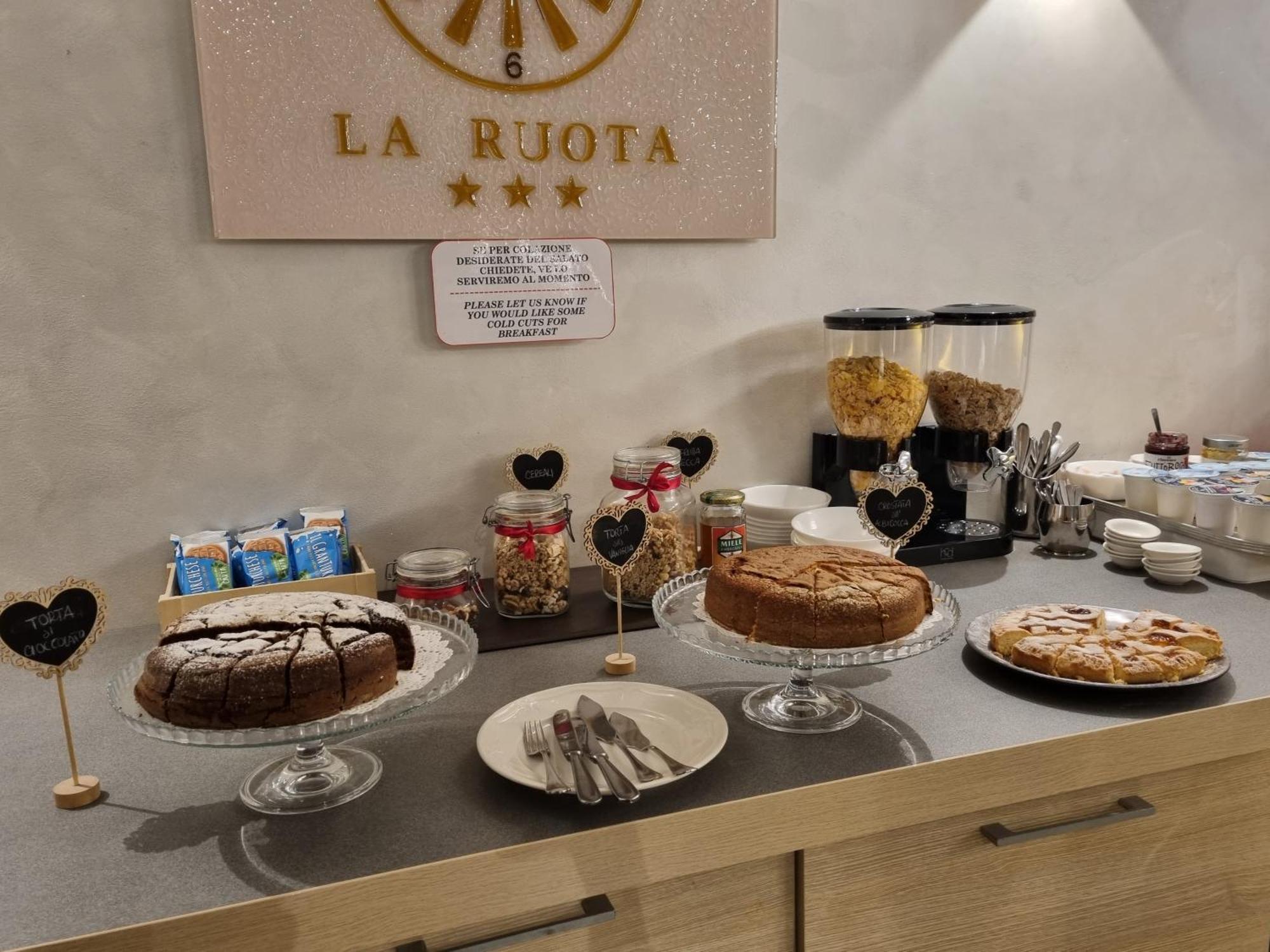 La Ruota 호텔 모르베뇨 외부 사진